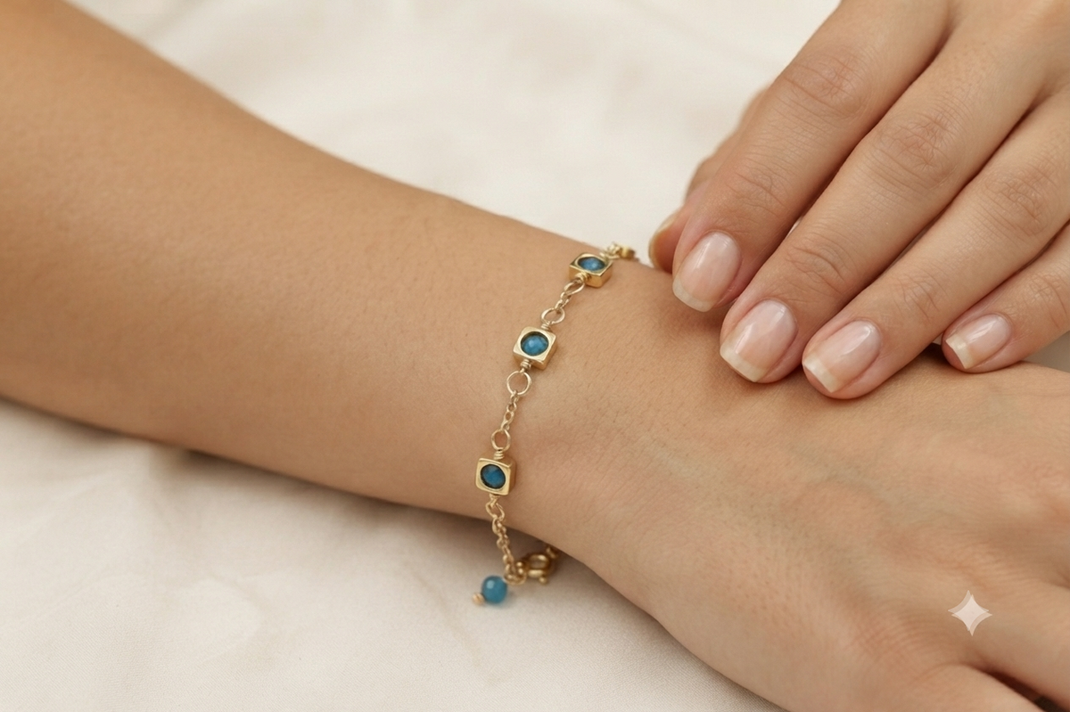 Apatite Petite Drop Bracelet